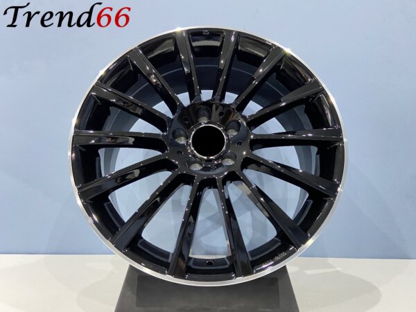 IMG_0929 19 Inch Velgen 5x112 -Multispaak AMG Look Hoogglans zwarte kleur met Chrome rand/Lip