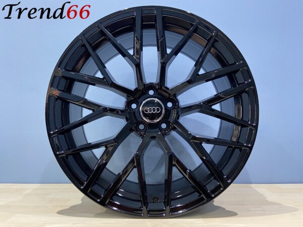 IMG_2027 19 Inch 5x112 R8 Look Velgen set in Hoogglans Zwart