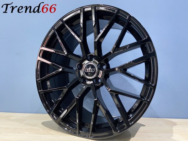 IMG_2029 19 Inch 5x112 R8 Look Velgen set in Hoogglans Zwart