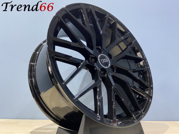 IMG_2032 19 Inch 5x112 R8 Look Velgen set in Hoogglans Zwart