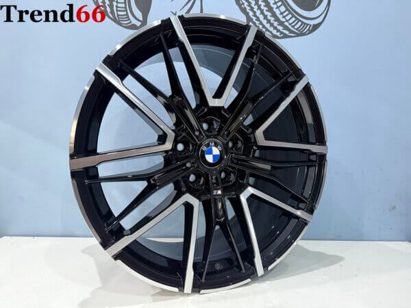 IMG_3729 19 Inch 5x112 951M Look Breed Set Velgen Hoogglans Zwart Gepolijste Kleur