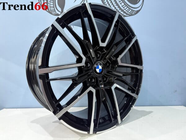 IMG_3730 19 Inch 5x112 951M Look Breed Set Velgen Hoogglans Zwart Gepolijste Kleur