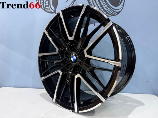 IMG_3734 19 Inch 5x112 951M Look Breed Set Velgen Hoogglans Zwart Gepolijste Kleur