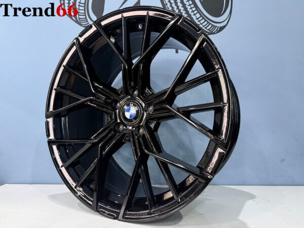 IMG_4229 19 Inch 5x112 811M Look Breed Set Velgen Hoogglans Zwarte Kleur