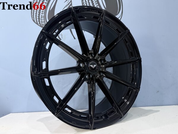 IMG_4235 21 Inch 5x112 Vorsteiner Look Velgen Set in Hoogglans Zwart