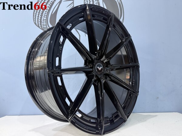 IMG_4236 21 Inch 5x112 Vorsteiner Look Velgen Set in Hoogglans Zwart
