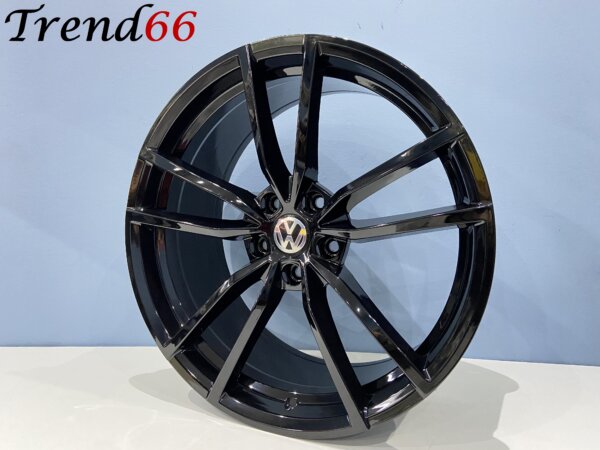 IMG_5952 19 Inch 5x112 Velgen Pretoria Look Hoogglans Zwarte Kleur