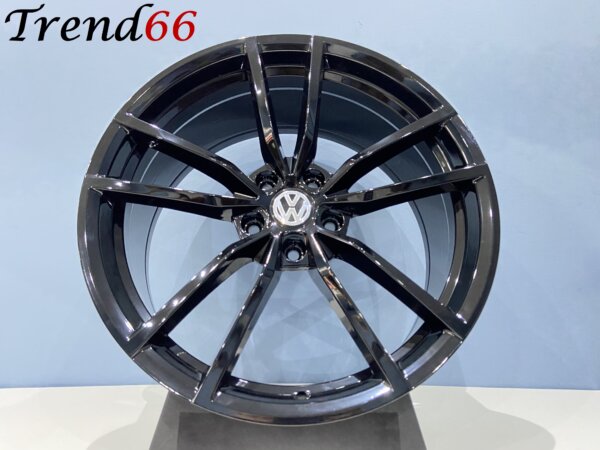 IMG_5953 19 Inch 5x112 Velgen Pretoria Look Hoogglans Zwarte Kleur