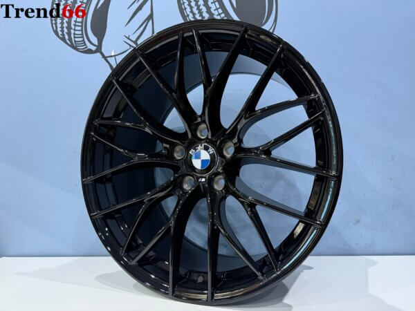 18" Inch Velgen 5x120 - Style 405M Look Glans Zwart