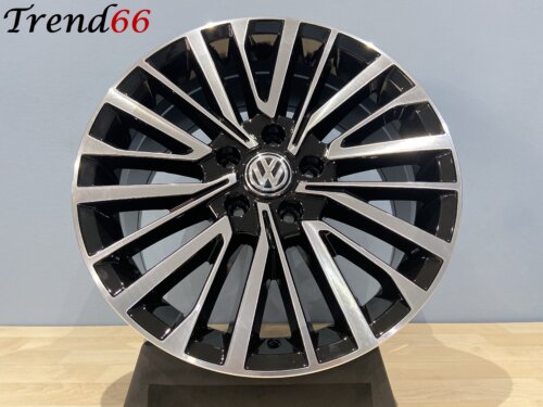 IMG_7146 18 Inch Velgen 5x120 - Vw Transporter Palmerston Look Verzwaard Hoogglans Zwart Gepolijst