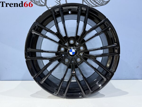 IMG_8652 18 Inch 5x120 - 846M Look Velgen Set Hoogglans Zwart