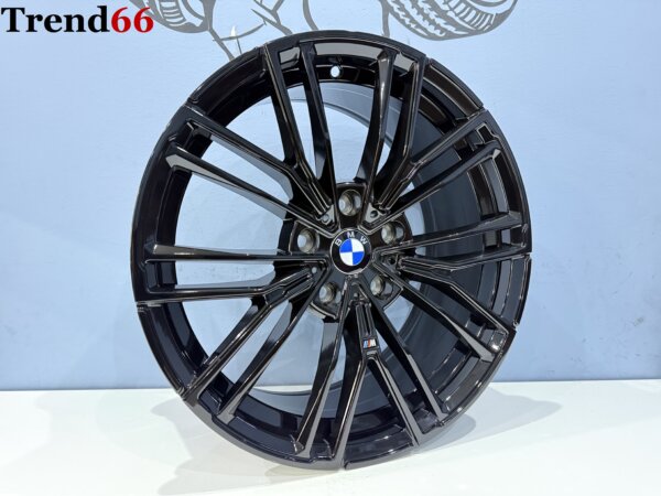 IMG_8654 18 Inch 5x120 - 846M Look Velgen Set Hoogglans Zwart