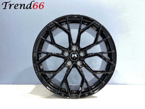 IMG_8779 18 Inch 5x112 Vossen R8 Look Velgen Set Hoogglans Zwarte Kleur